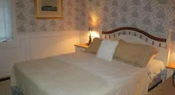 Elegant Cabbagetown Hotel Toronto