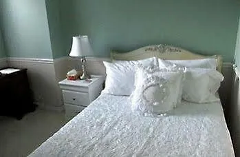 Elegant Cabbagetown Hotel Toronto Canada